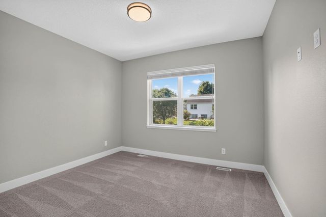 2224 Vera Way, Cedar Falls, IA 50613