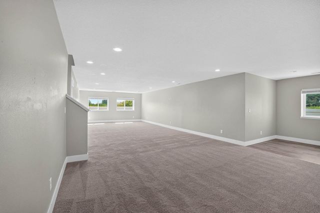 2224 Vera Way, Cedar Falls, IA 50613