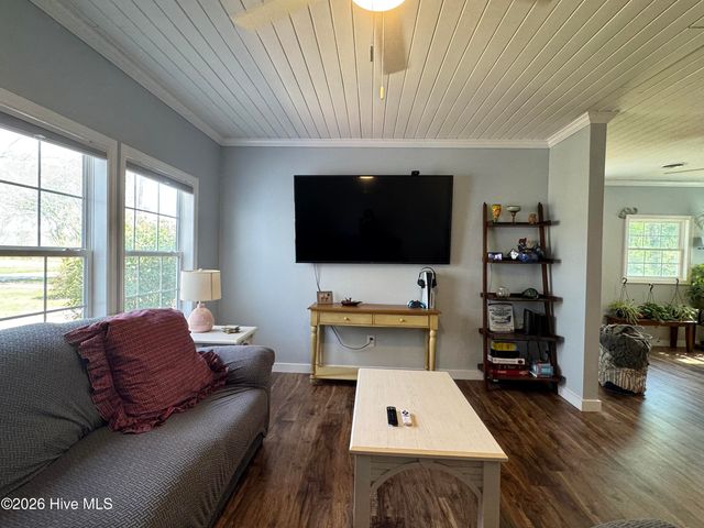 6195 Red Hill Road, Whiteville, NC 28472