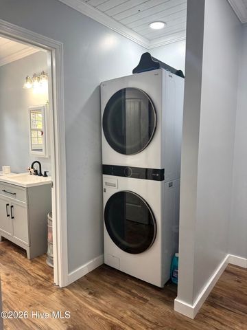 6195 Red Hill Road, Whiteville, NC 28472