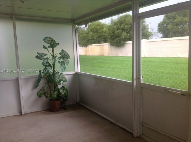 606 NW 208th Way 208, Pembroke Pines, FL 33029