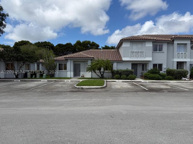 606 NW 208th Way 208, Pembroke Pines, FL 33029