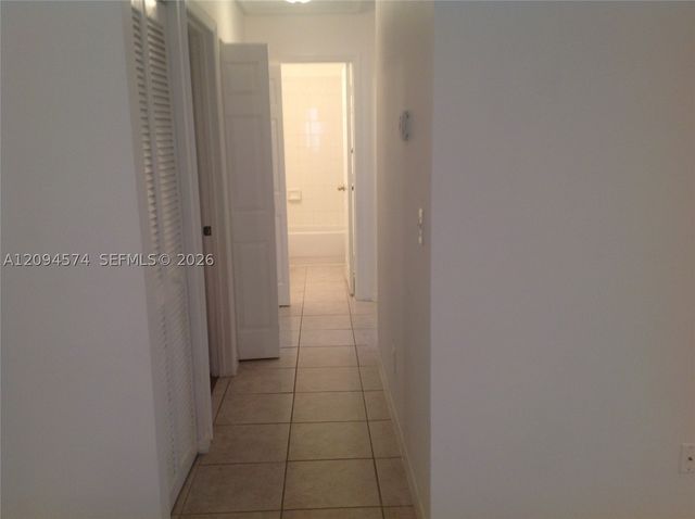 606 NW 208th Way 208, Pembroke Pines, FL 33029