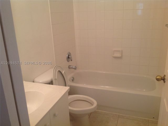 606 NW 208th Way 208, Pembroke Pines, FL 33029