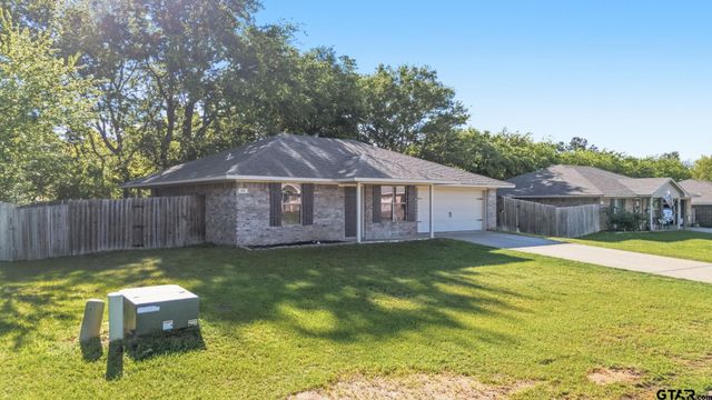 208 Shelley, Lindale, TX 75771
