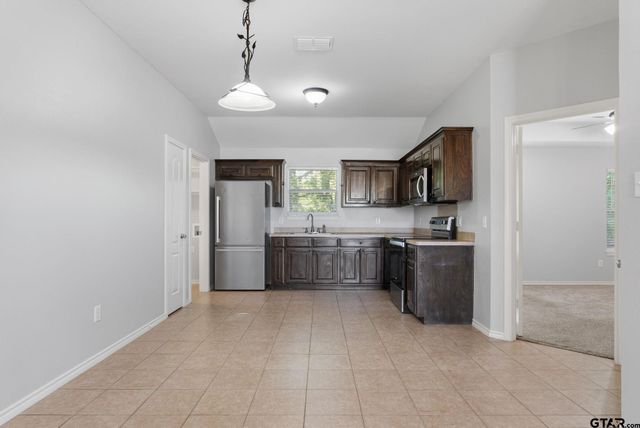 208 Shelley, Lindale, TX 75771