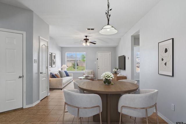 208 Shelley, Lindale, TX 75771