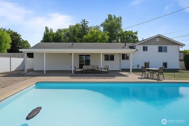 1314 S Division Street, Walla Walla, WA 99362