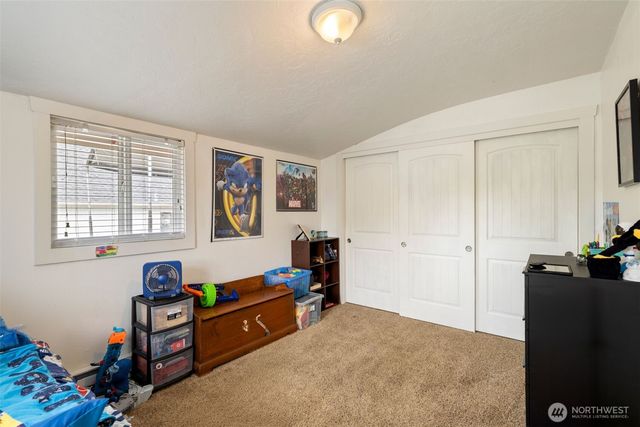 803 Elizabeth Street, Kelso, WA 98626