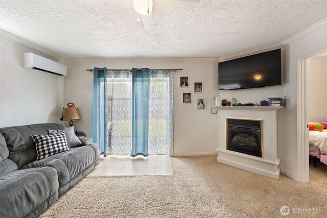 803 Elizabeth Street, Kelso, WA 98626