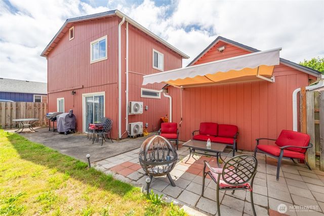 803 Elizabeth Street, Kelso, WA 98626
