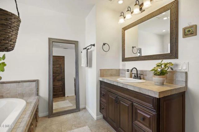 2149 Monmouth Drive, Ventura, CA 93001