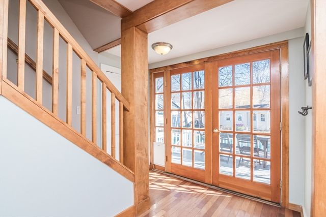 31 Lilly St, Northampton, MA 01062