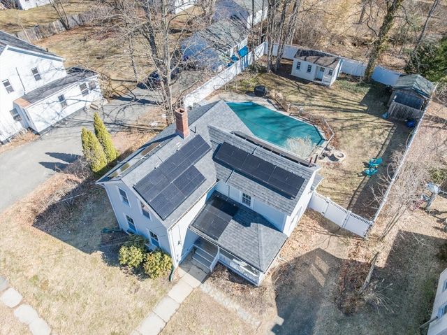 31 Lilly St, Northampton, MA 01062