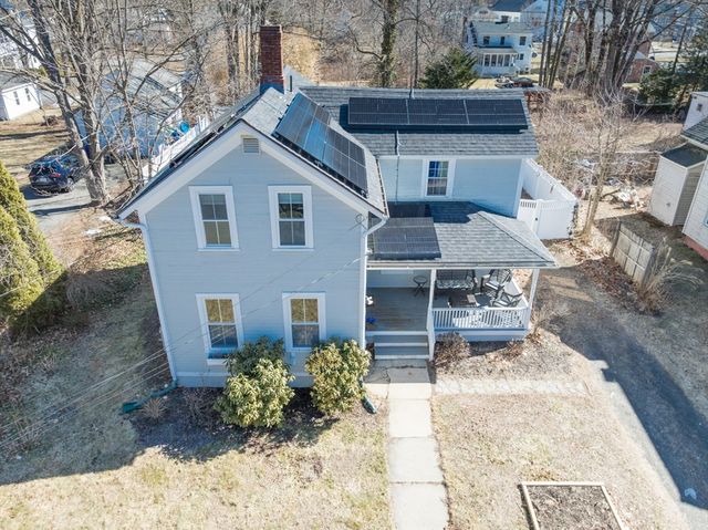31 Lilly St, Northampton, MA 01062
