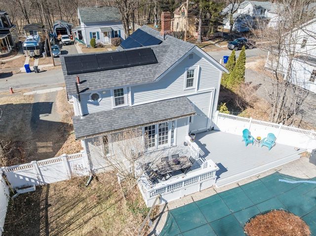 31 Lilly St, Northampton, MA 01062