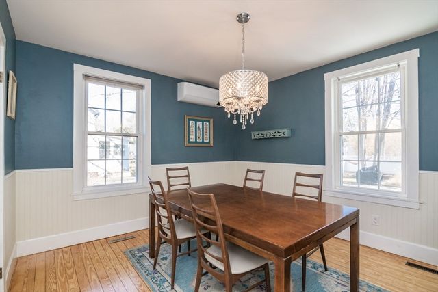 31 Lilly St, Northampton, MA 01062