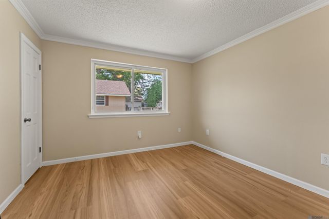 5101 Wicklow Dr, Baton Rouge, LA 70814