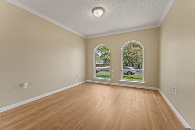 5101 Wicklow Dr, Baton Rouge, LA 70814