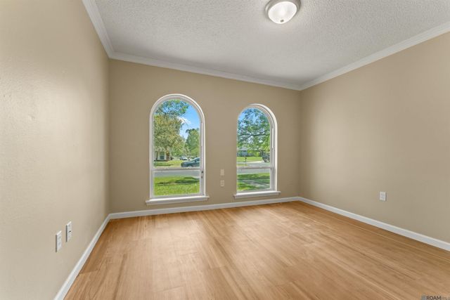 5101 Wicklow Dr, Baton Rouge, LA 70814