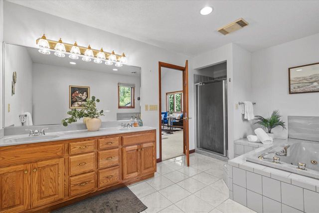 2416 W Dean COURT, River Hills, WI 53217