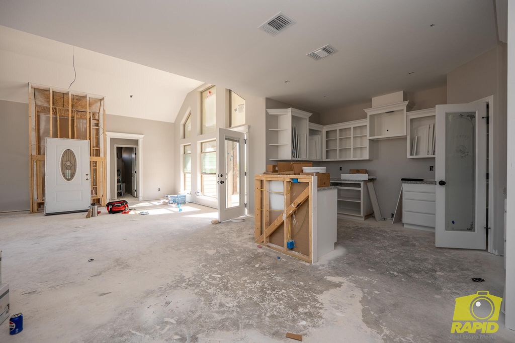 Image 4 of property listing at 3679 Wildebeest Way, San Angelo, TX 76901