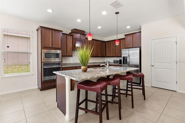 3737 CHANDLER ESTATES DRIVE, Apopka, FL 32712