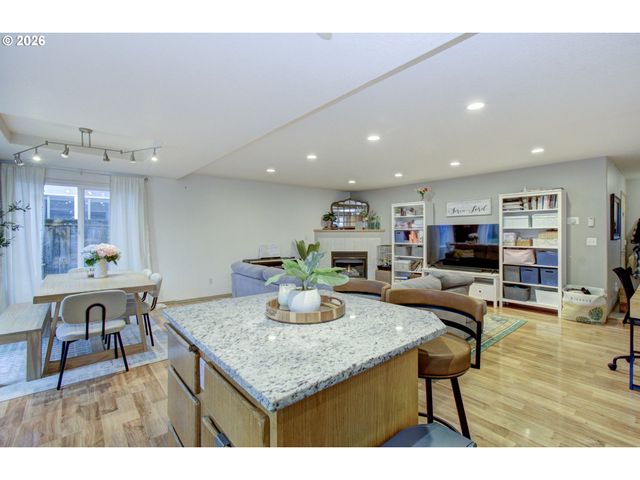 3512 Nw 118TH St, Vancouver, WA 98685