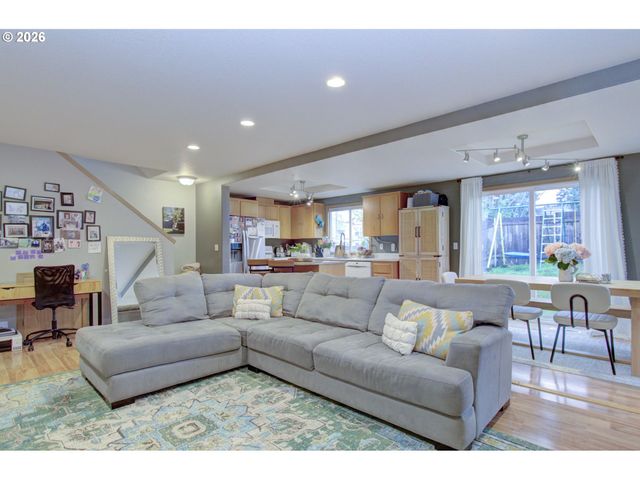 3512 Nw 118TH St, Vancouver, WA 98685