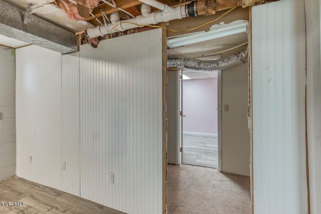 300 Peach Blossom Court, Johnson City, TN 37604