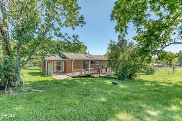 300 Peach Blossom Court, Johnson City, TN 37604