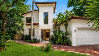 6550 SW 75th Ter, South Miami, FL 33143
