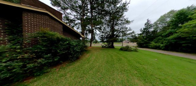 1520 W Hwy 67 Street, Mt Pleasant, TX 75455