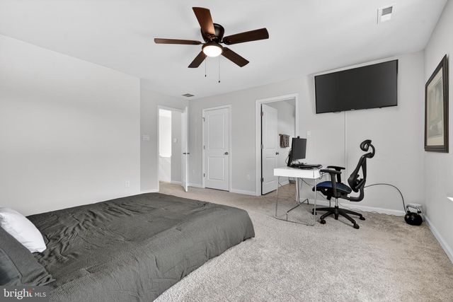 30 AUTUMN PARK DR, Medford, NJ 08055