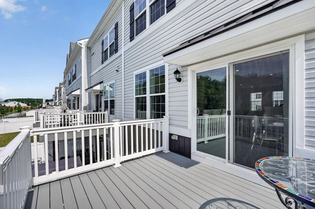 30 AUTUMN PARK DR, Medford, NJ 08055