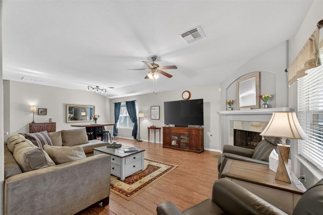 6097 Well Brook Lane, League City, TX 77573