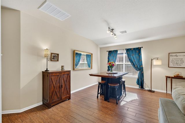 6097 Well Brook Lane, League City, TX 77573