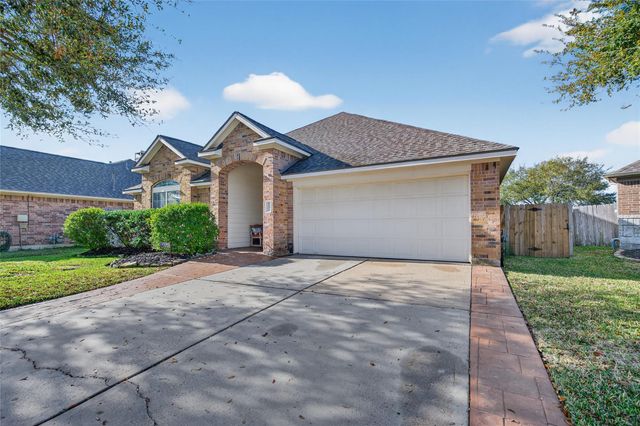 6097 Well Brook Lane, League City, TX 77573