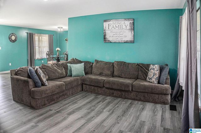 810 12TH TERRACE, Pleasant Grove, AL 35127