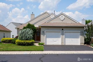 64 Viineyard Court, Monroe, NJ 08831