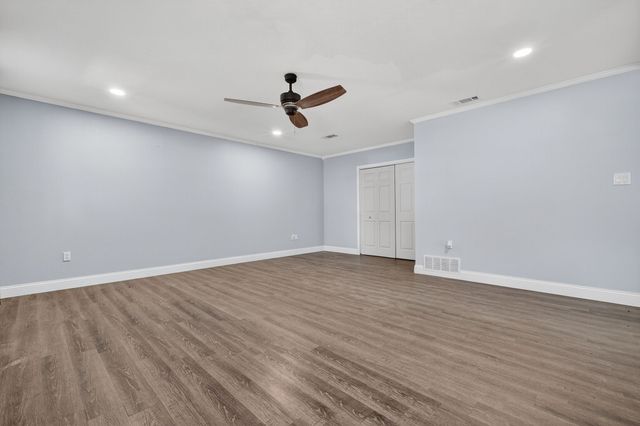 2107 SE 24th Avenue, Mineral Wells, TX 76067