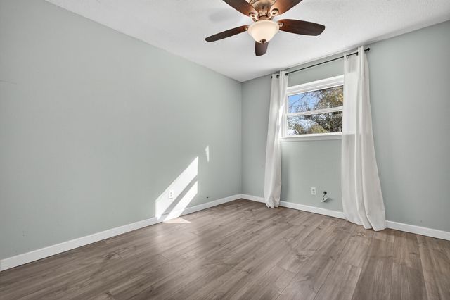 2107 SE 24th Avenue, Mineral Wells, TX 76067