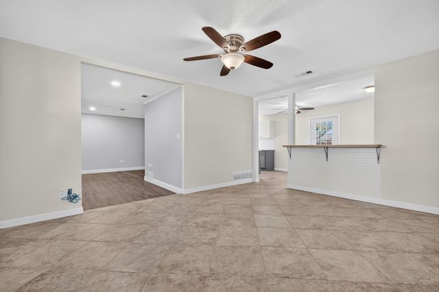 2107 SE 24th Avenue, Mineral Wells, TX 76067