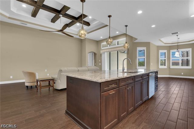 10505 Valencia Lakes DR, Bonita Springs, FL 34135