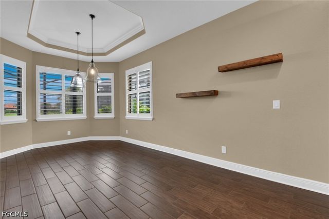 10505 Valencia Lakes DR, Bonita Springs, FL 34135