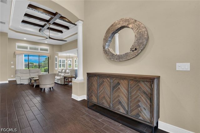 10505 Valencia Lakes DR, Bonita Springs, FL 34135