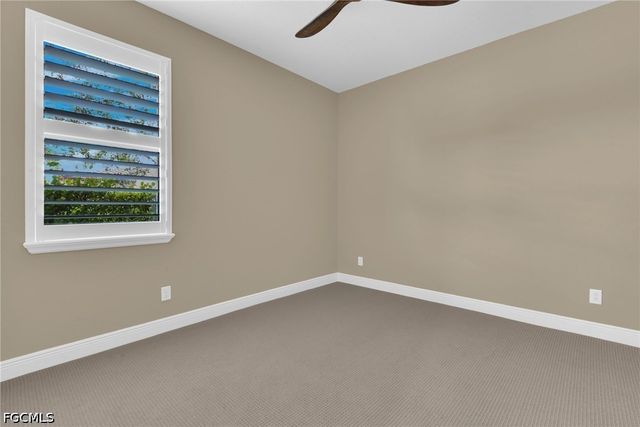 10505 Valencia Lakes DR, Bonita Springs, FL 34135