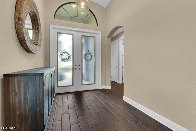 10505 Valencia Lakes DR, Bonita Springs, FL 34135