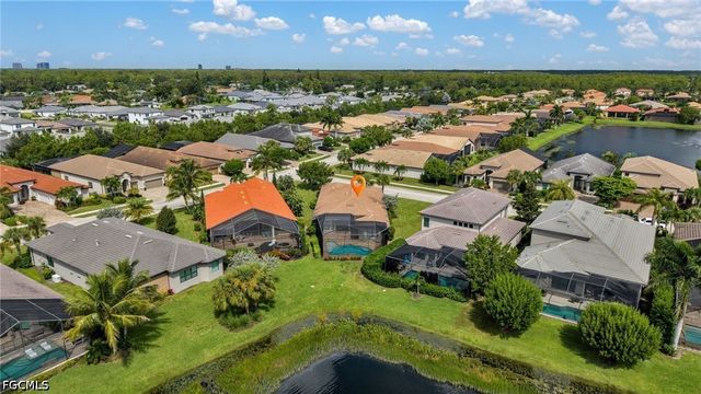 10505 Valencia Lakes DR, Bonita Springs, FL 34135
