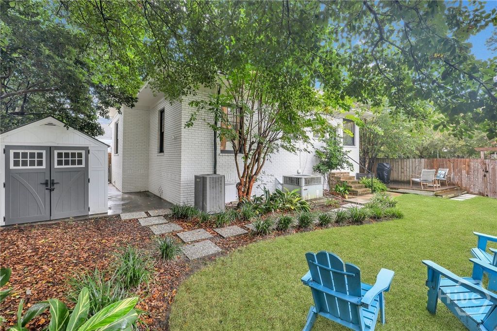 Image 31 of property listing at 202 E 51st Street, Savannah, GA 31405